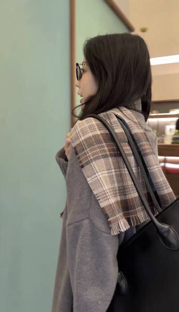 Celine Scarf CLC00045 Celine Scarf CLC00045