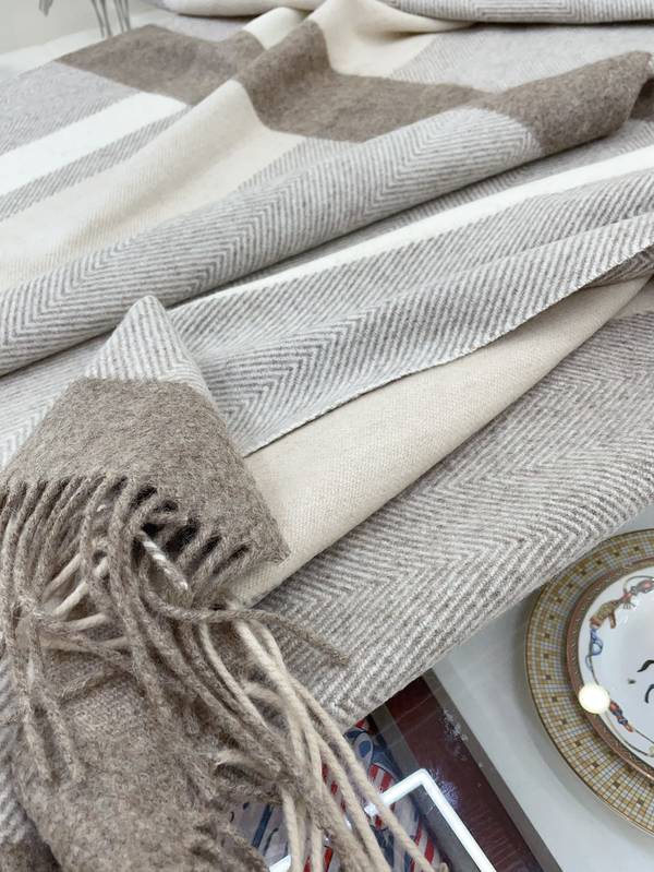 Celine Cloak CLC00046 Celine Cloak CLC00046