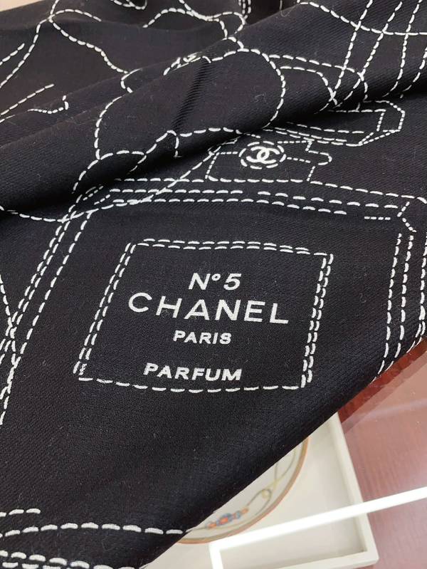 Chanel Scarf CHC00423 Chanel Scarf CHC00423