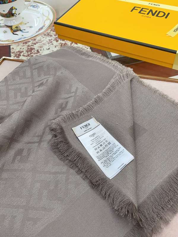 Fendi Scarf FDC00128 Fendi Scarf FDC00128