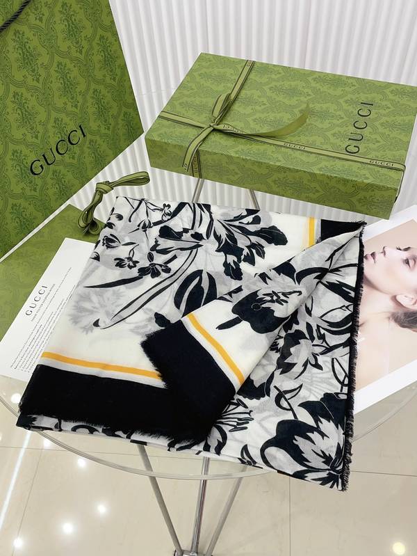 Gucci Scarf GUC00378 Gucci Scarf GUC00378