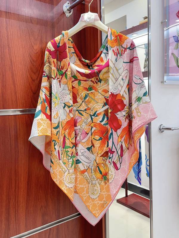 Gucci Scarf GUC00380 Gucci Scarf GUC00380