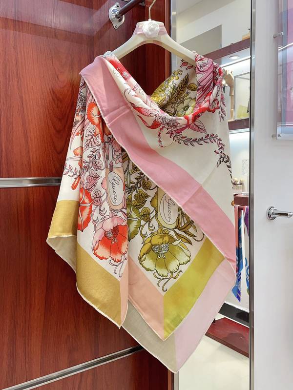Gucci Scarf GUC00382 Gucci Scarf GUC00382