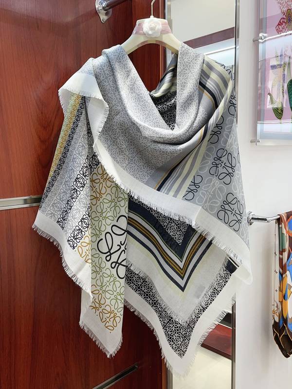 Loewe Scarf LOC00069 Loewe Scarf LOC00069