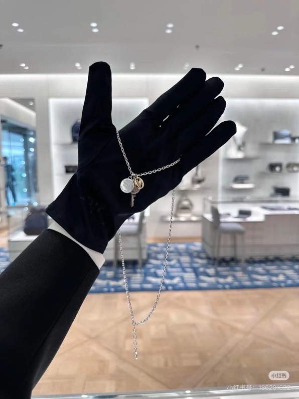 Dior necklace CE16440