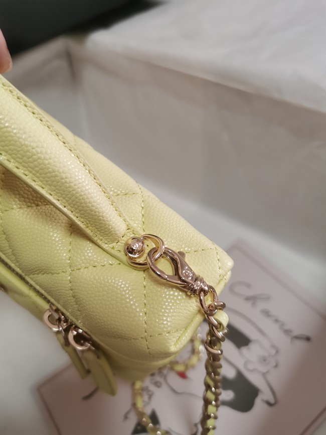 Chanel CLUTCH WITH CHAIN AP4483 yellow