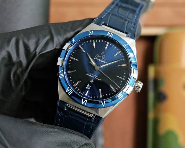 Omega Watch OMW00862