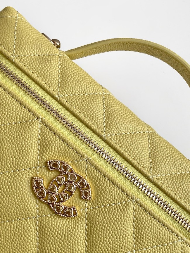 Chanel CLUTCH WITH CHAIN AP4531 yellow