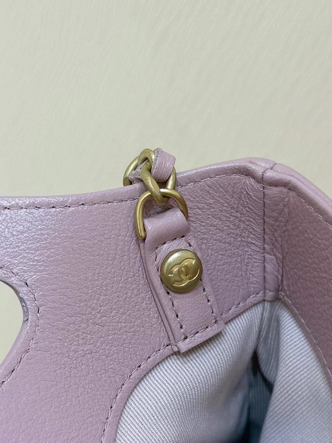 Chanel SUEDE mini 31 bag AP3656 Pale purple