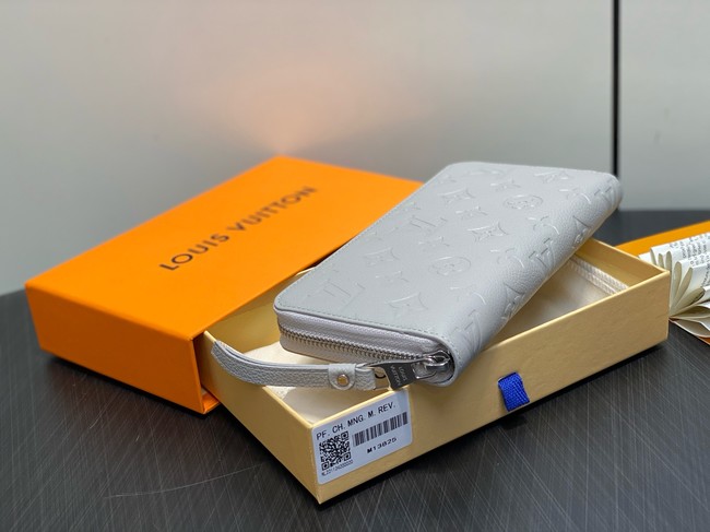Louis Vuitton Zippy Wallet M13825 Brume