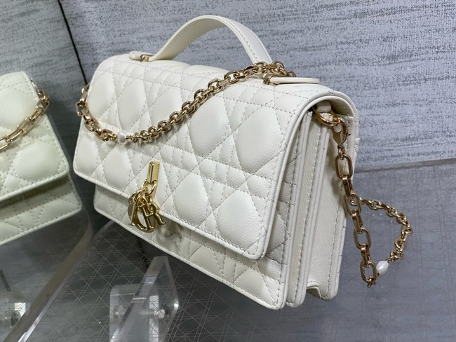 My Dior Mini Bag Cannage Lambskin S0980ONMJ white