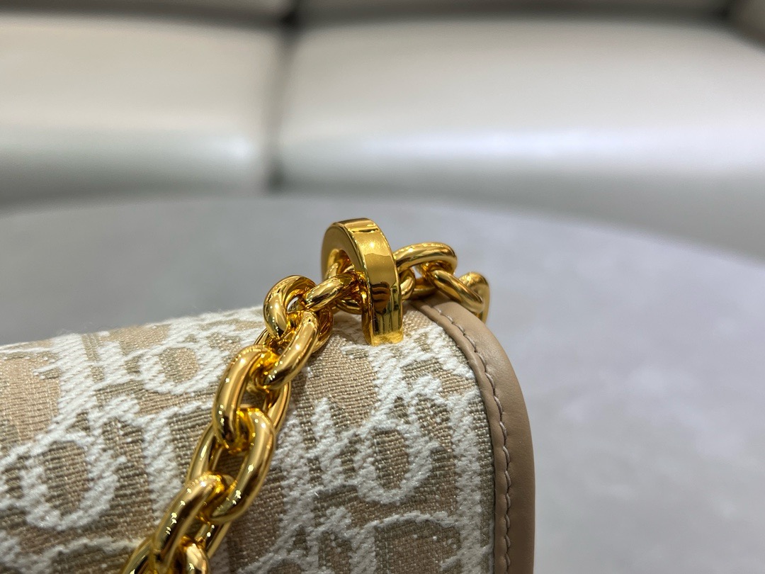 Dior 30 Montaigne Chain Bag Natural Dior Oblique Jacquard M9208UTZQ