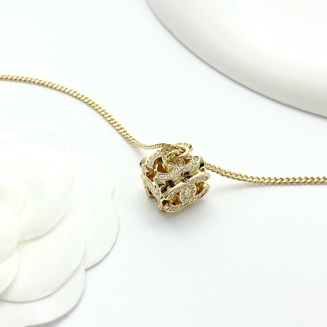 Chanel necklace CE16584