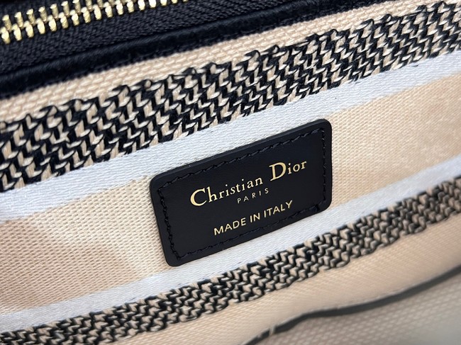 Dior Medium Lady D-Lite Bag Embroidery M0565OECZ PINK