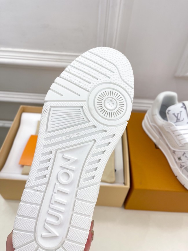 Louis Vuitton Sports shoes 44878-2