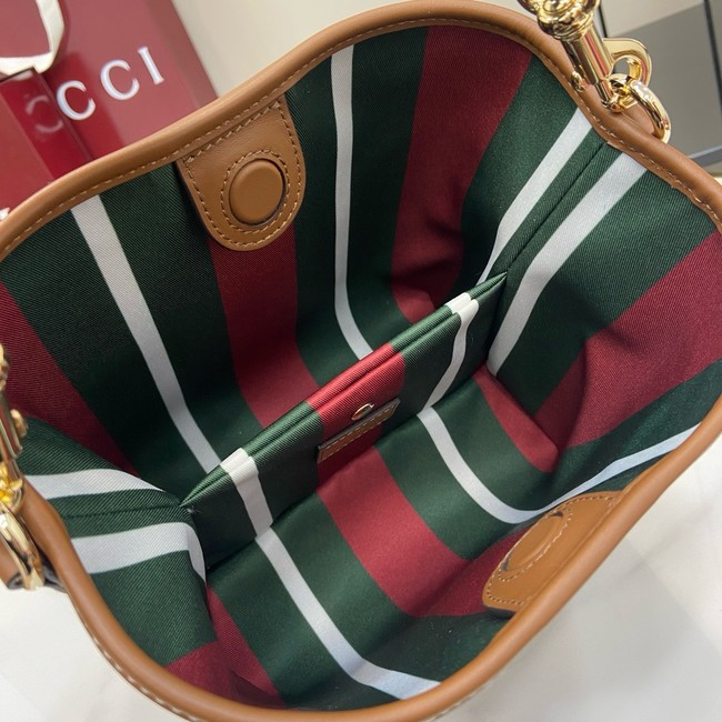 GUCCI GG EMBLEM SMALL BUCKET BAG 815118 brown