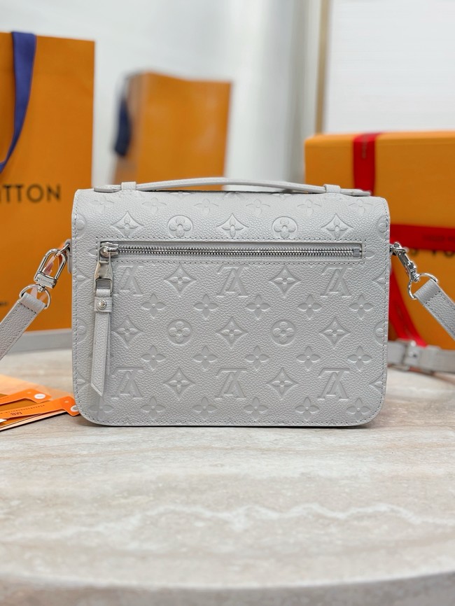 Louis Vuitton Pochette Metis M13481 Brume Gray