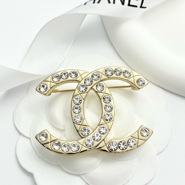 Chanel brooch CE16845
