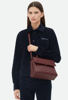 Bottega Veneta Patti Shoulder Bag 776783 Cherry Bottega Veneta Patti Shoulder Bag 776783 Cherry