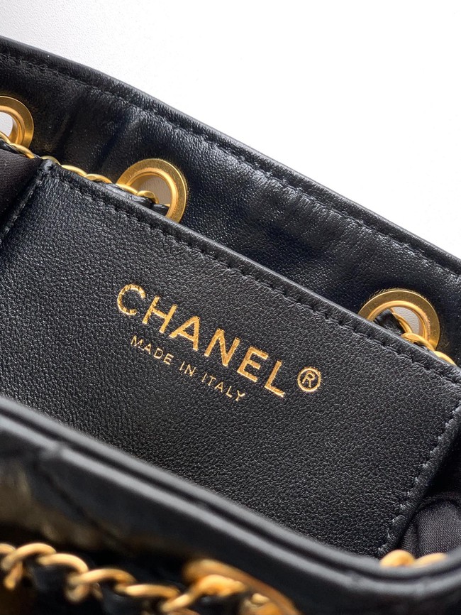 CHANEL 25 MINI HANDBAG Lambskin AS5631 black