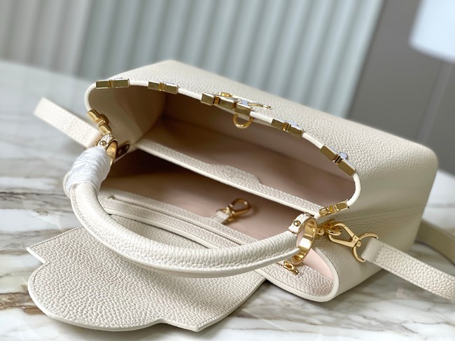 Louis Vuitton Capucines MM M23331 Off-white