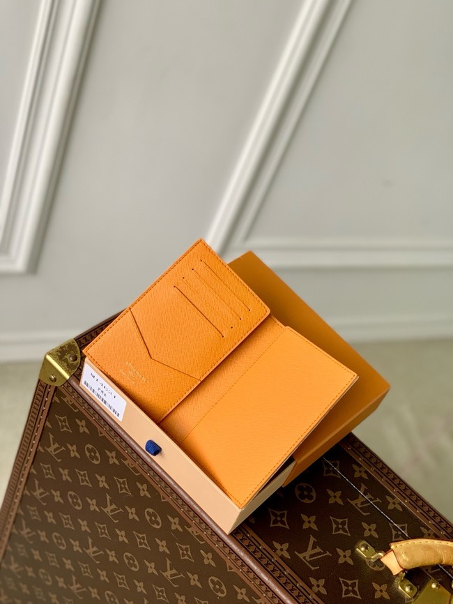 Louis Vuitton NEW Passport Cover M14621 Monogram Dune