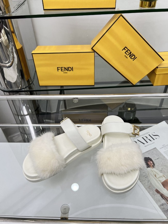 Fendi WOMENS SANDAL 44967-11