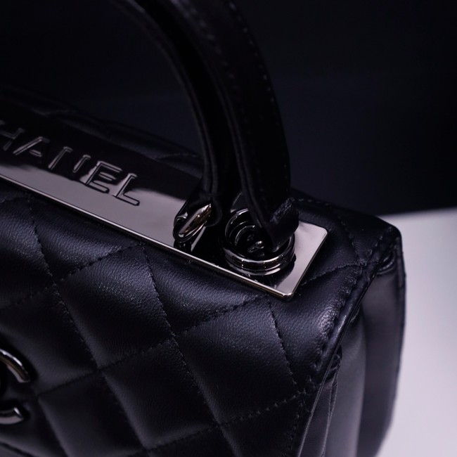 CHANEL small Flap Bag With Top Handle 92236-5