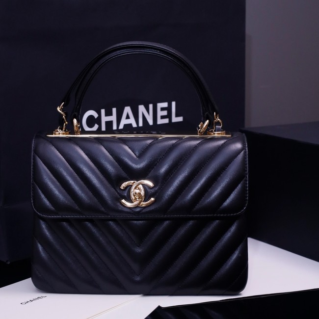 CHANEL small Flap Bag With Top Handle 92236-33