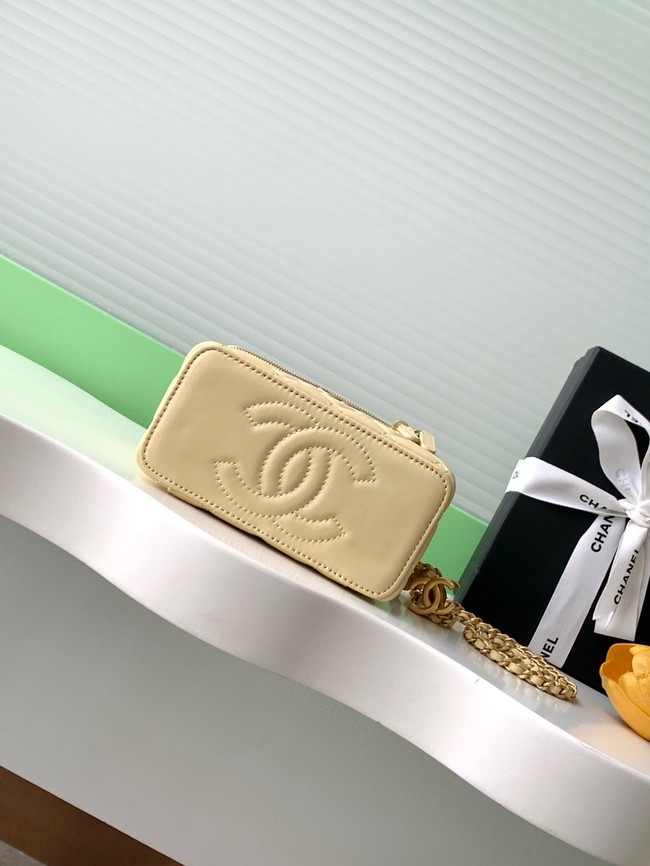 CHANEL Lambskin Vanity with Chain AP3940 yellow