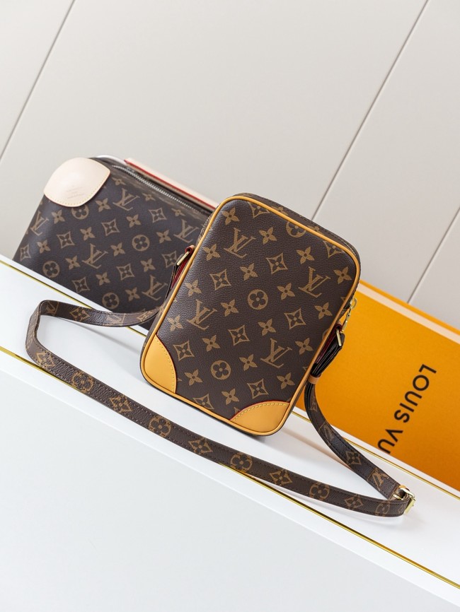 Louis Vuitton Nil M45236