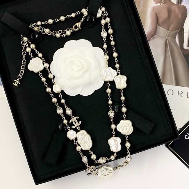 Chanel necklace CE81006