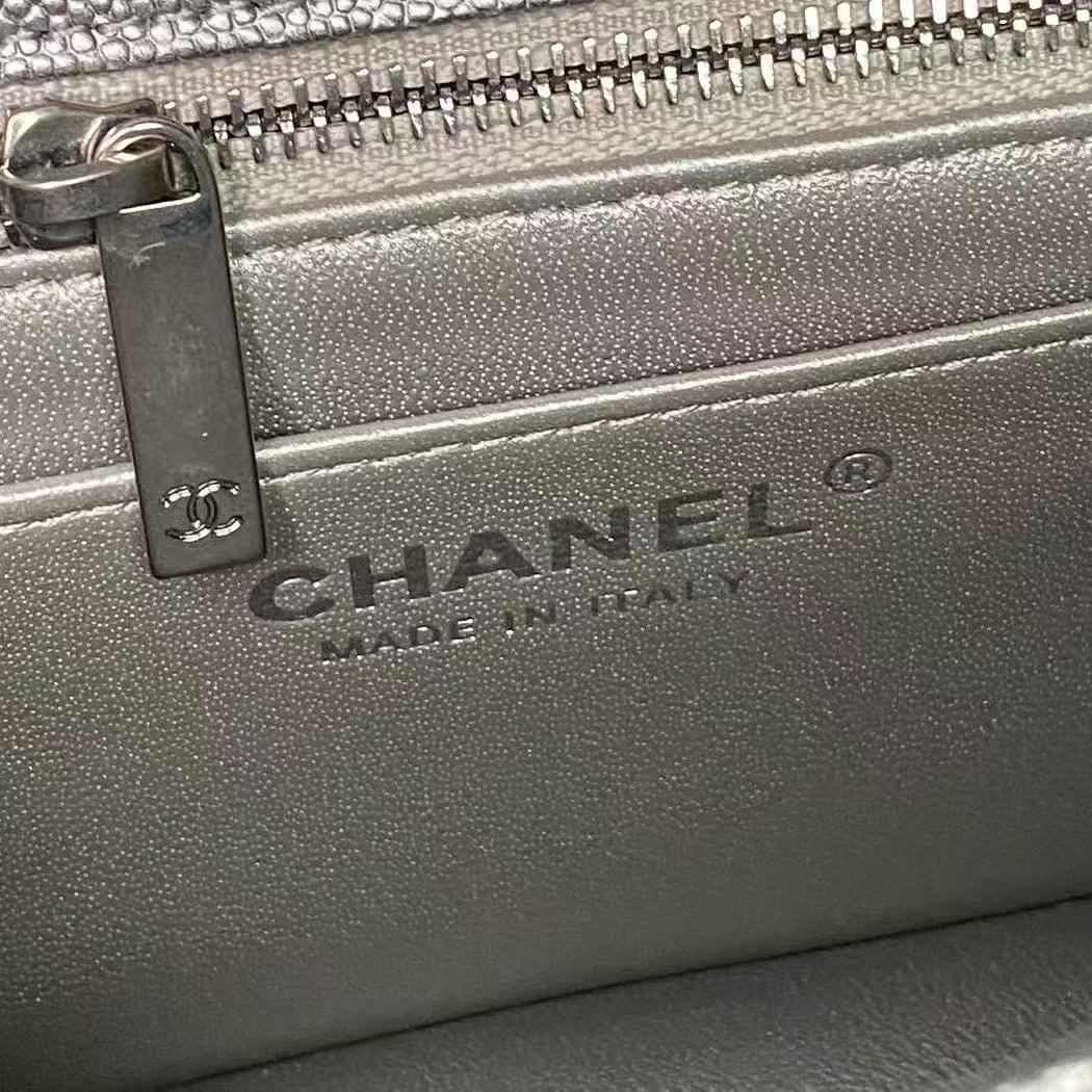 Chanel Mini Flap Bag Original Caviar Leather AS5759 Silver Chanel Mini Flap Bag Original Caviar Leather AS5759 Silver