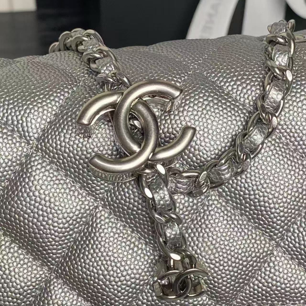 Chanel Mini Flap Bag Original Caviar Leather AS5759 Silver Chanel Mini Flap Bag Original Caviar Leather AS5759 Silver