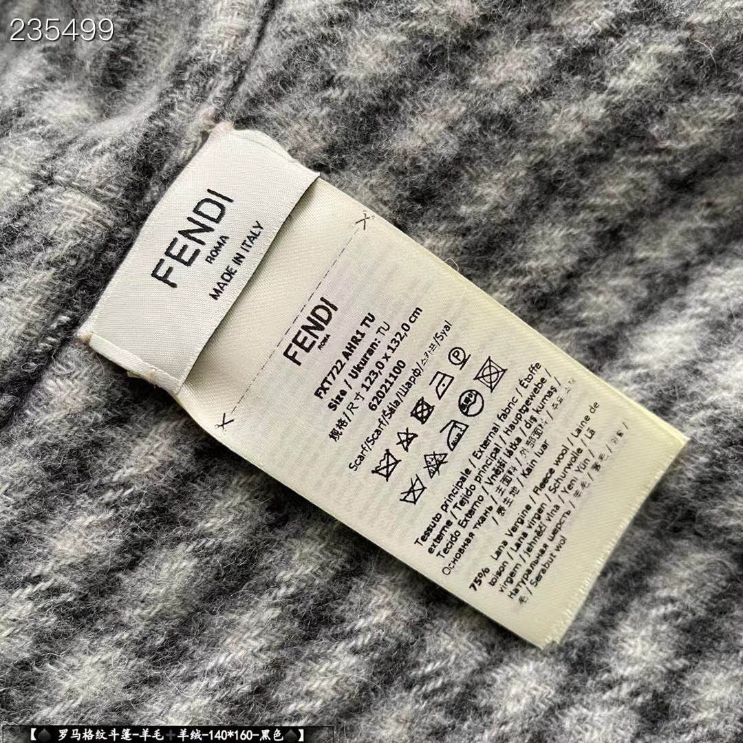 Fendi Cape Double-sided cashmere FDC35920