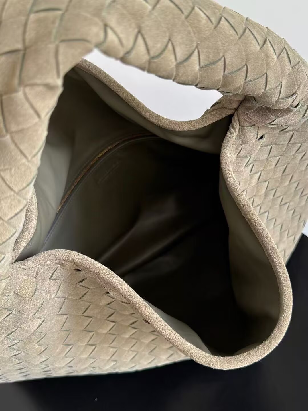 Bottega Veneta Large Hop Bag 763970 Gray Bottega Veneta Large Hop Bag 763970 Gray