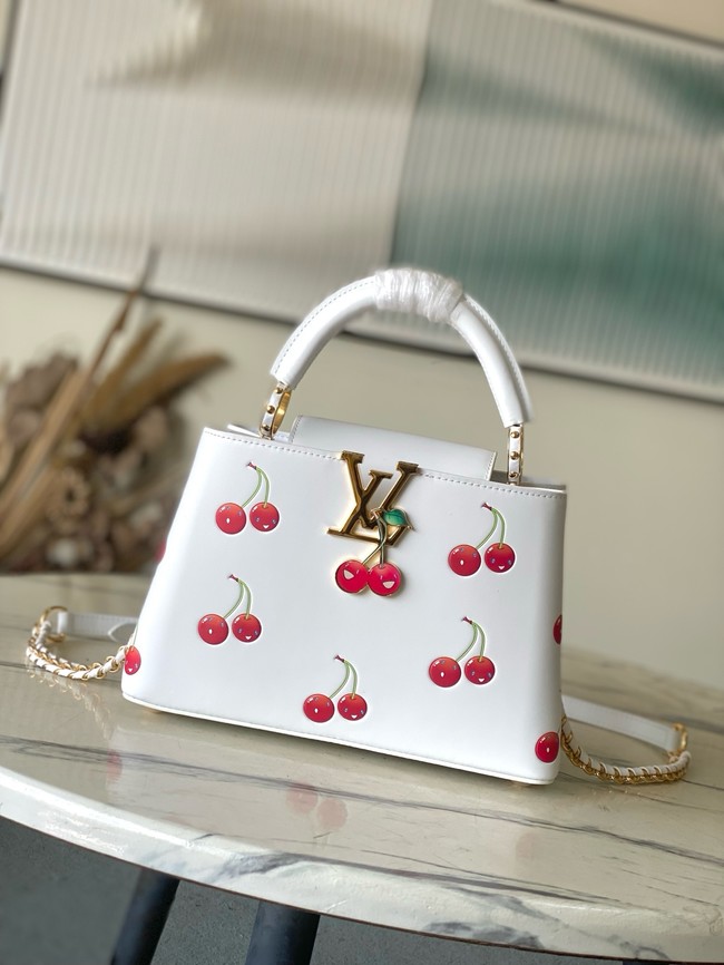 Louis Vuitton Capucines BB M13252 white