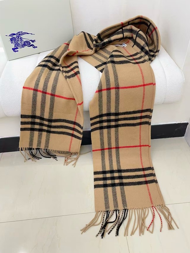 Burberry Plaid cashmere scarf KY080