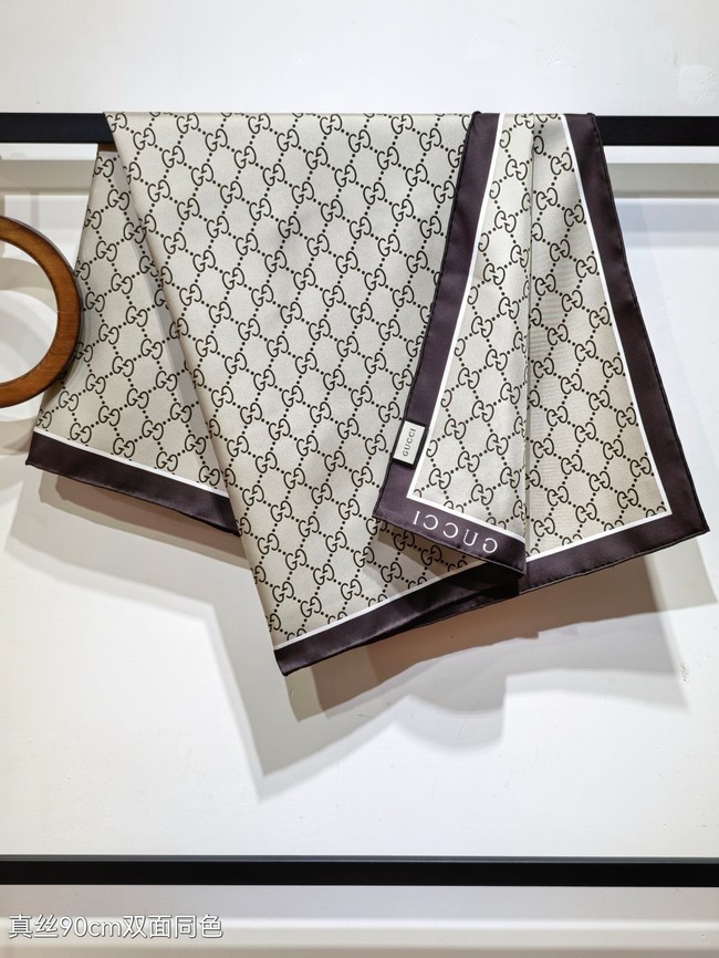 Gucci Square Scarf Silk Jacquard XT2891