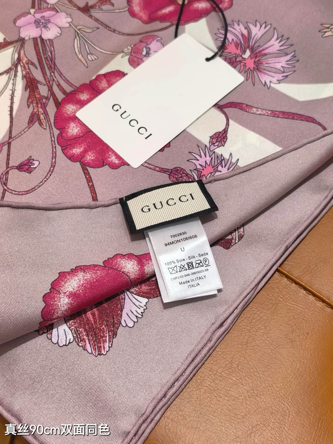 Gucci Shawl Cashmere and Silk Jacquard KY117