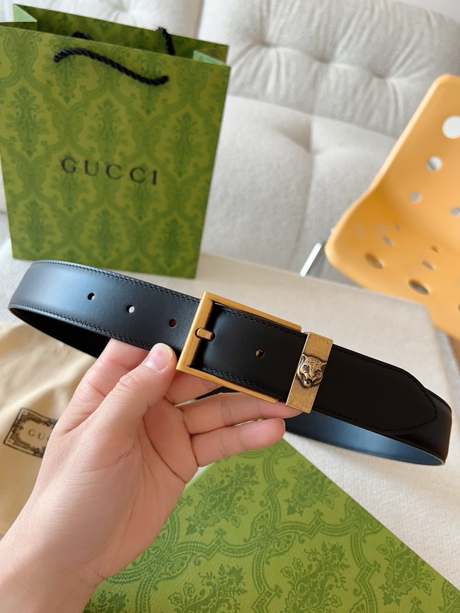 Gucci Belt with Interlocking G detail 673921-2