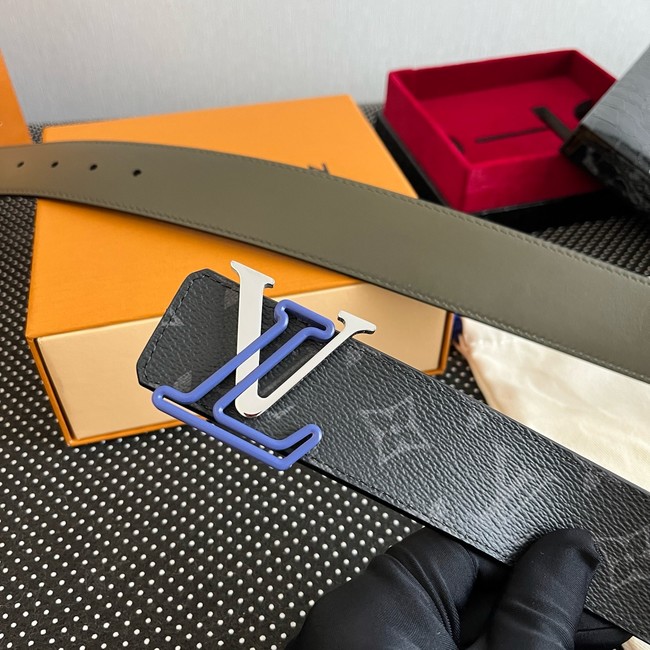 Louis Vuitton Initiales 40MM Reversible M9056