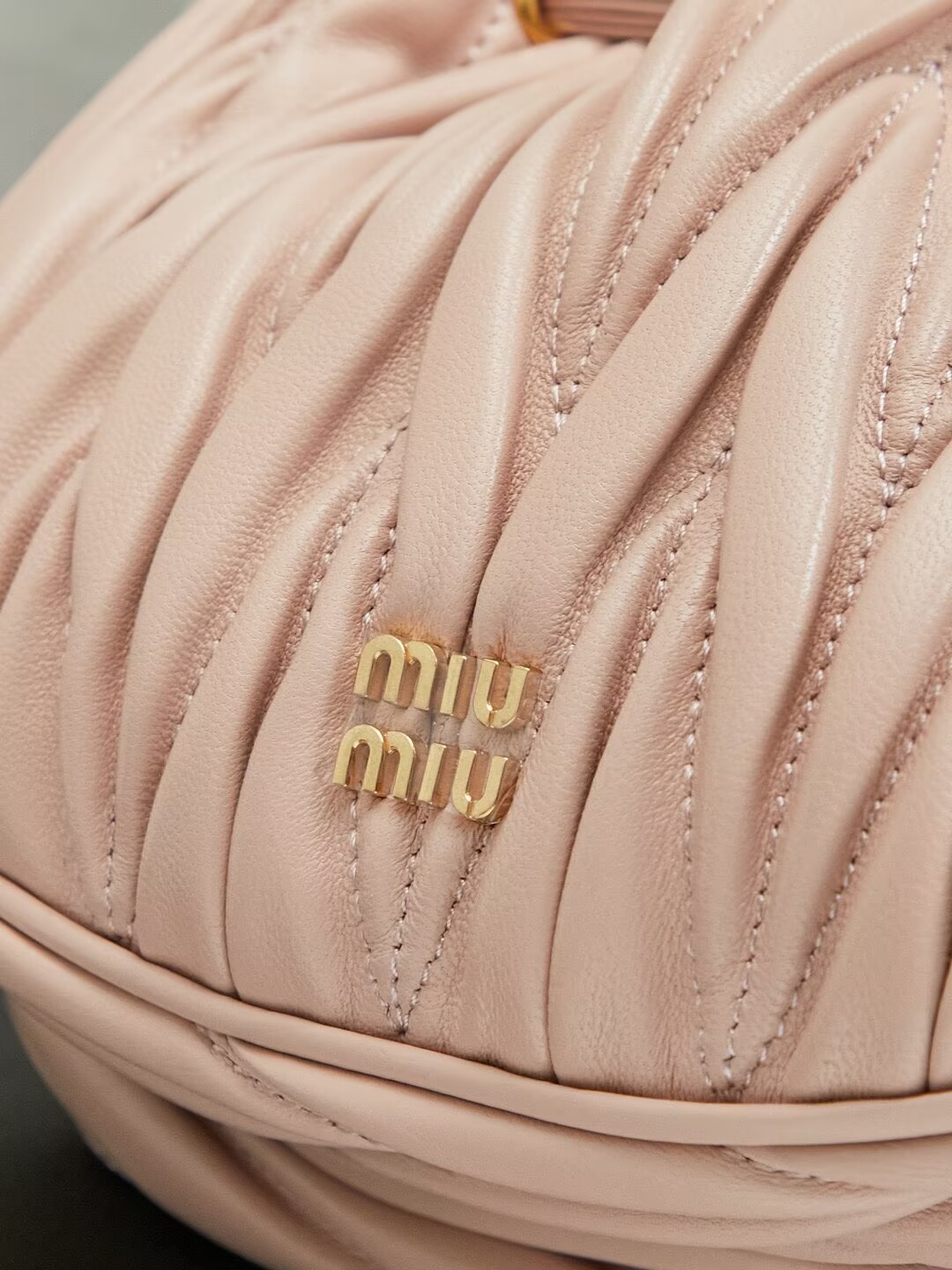 MIU MIU Matelasse Nappa Original Leather Bag 5ND022 Light Pink MIU MIU Matelasse Nappa Original Leather Bag 5ND022 Light Pink