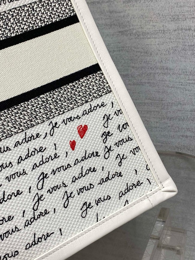 Medium Dior Book Tote Dior Oblique Embroidery and Calfskin M1324CZ-1