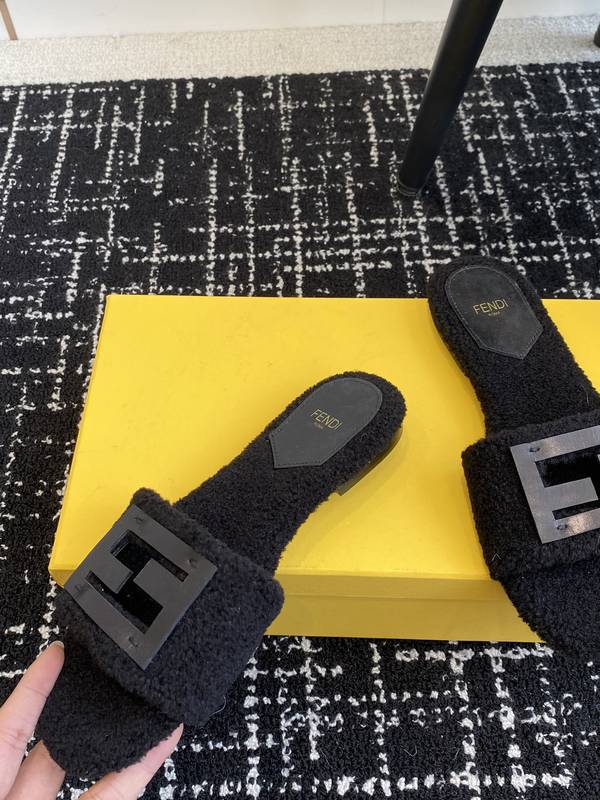 Fendi Shoes FDS00126