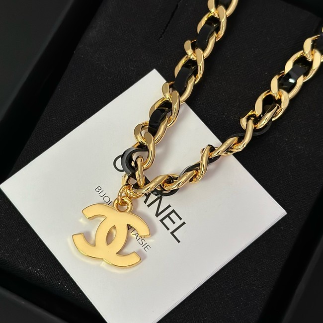 Chanel necklace CE81583