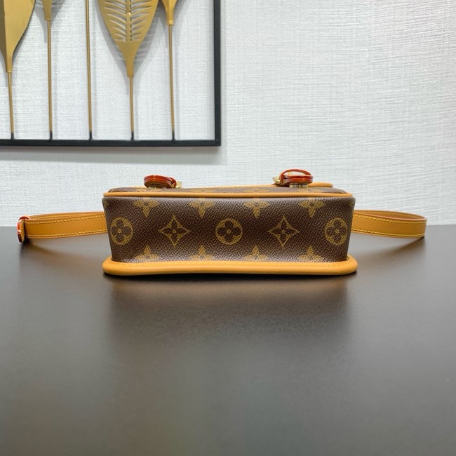 Louis Vuitton Satchel Wearable Wallet M26805