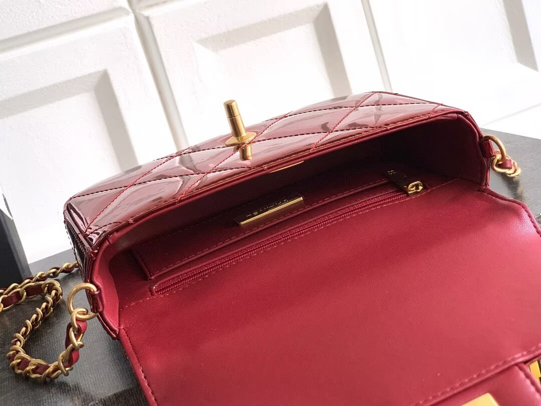 Chanel 25K Original Patent Leather Top Handle Bag A6320 Wine Chanel 25K Original Patent Leather Top Handle Bag A6320 Wine