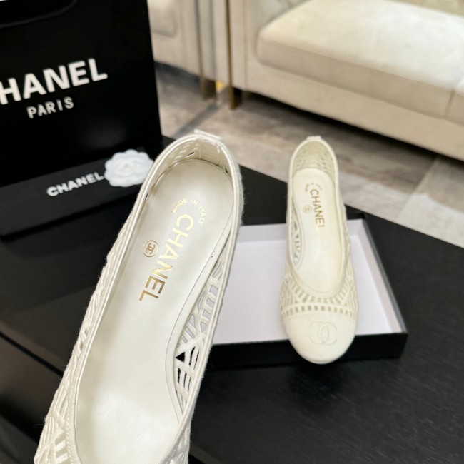 Chanel Embroidered Cotton 69878-4