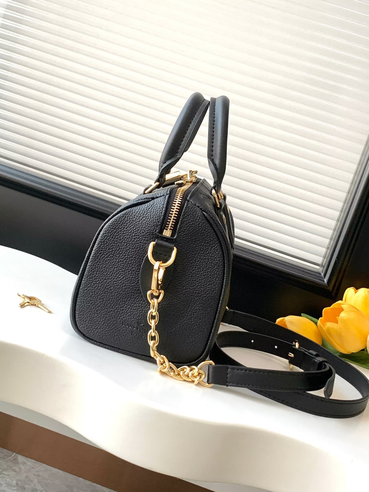 Louis Vuitton Speedy Bandouliere 25 M14043 Black Louis Vuitton Speedy Bandouliere 25 M14043 Black